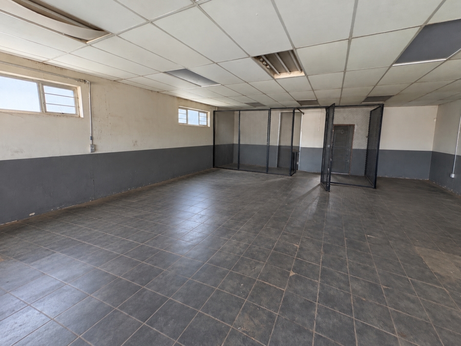 Commercial Property for Sale in Vincent Eastern Cape